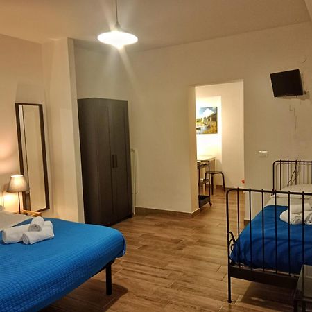 Brezza Marina Studios Montesilvano Marina Kültér fotó